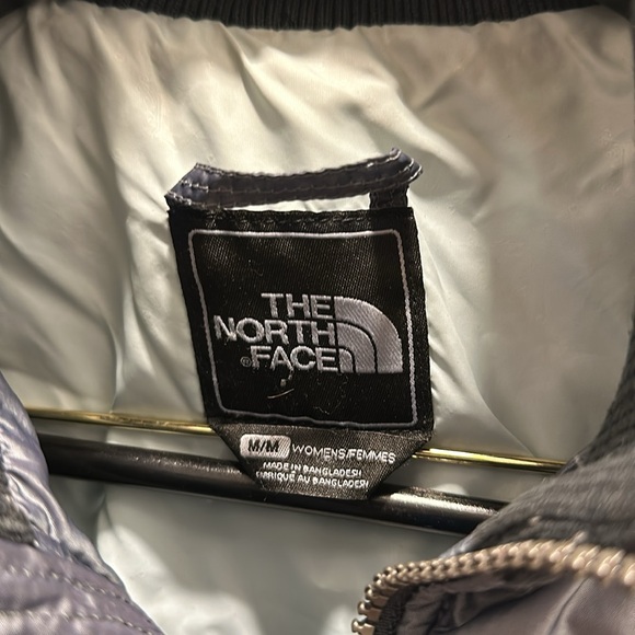 North Face Puffer in steel blue metallic color - Picture 5 of 8